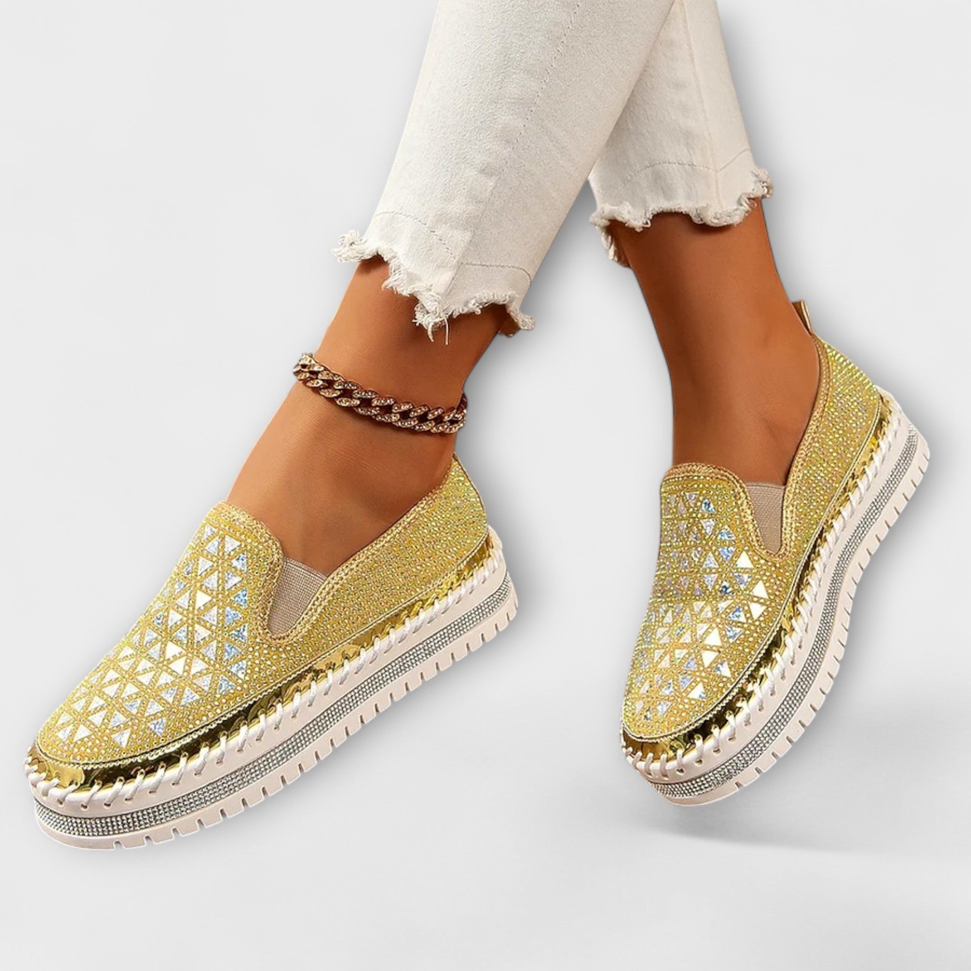 Vada – Slippers Embellished with Rhinestones