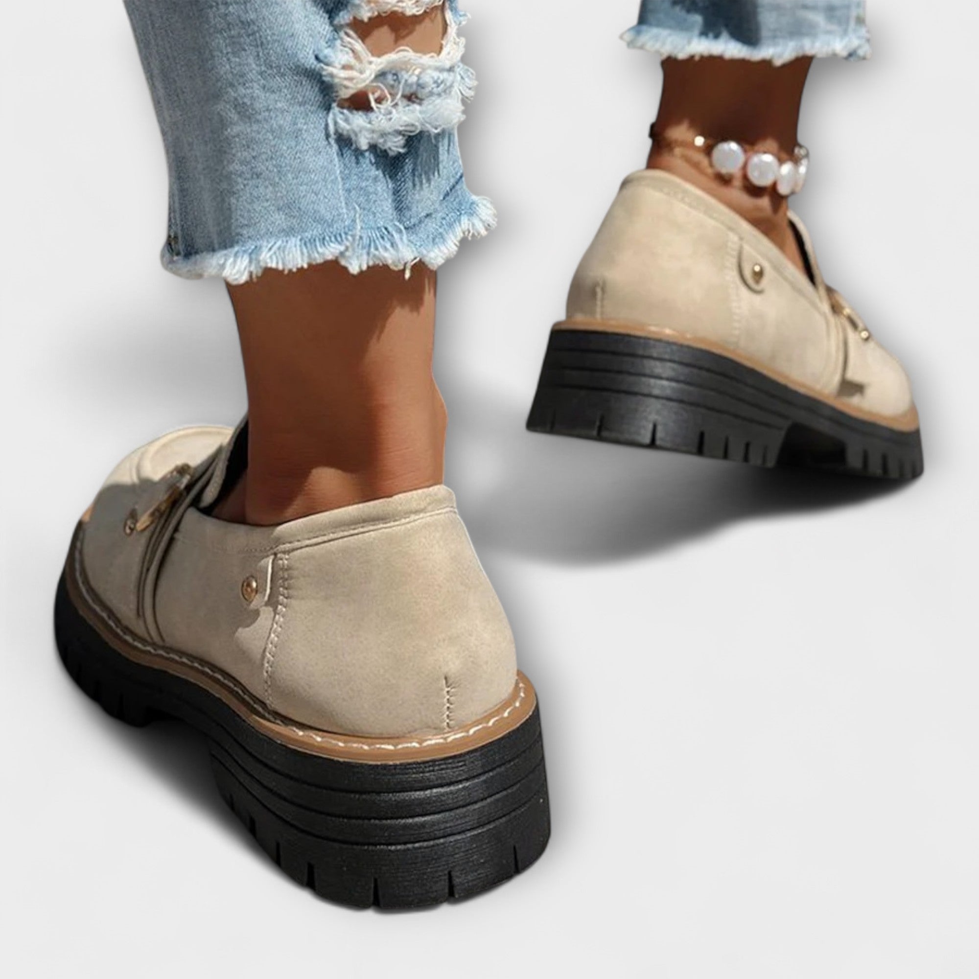 Poet – Casual Slippers with Round Toe