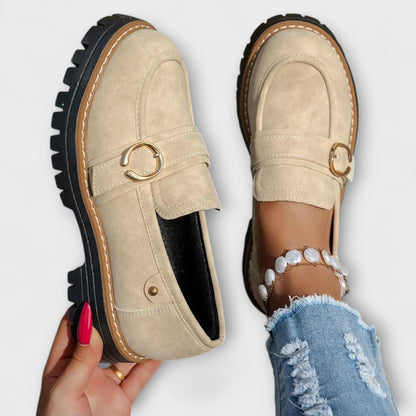 Poet – Casual Slippers with Round Toe