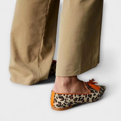 Della – Retro Pointed Shoes